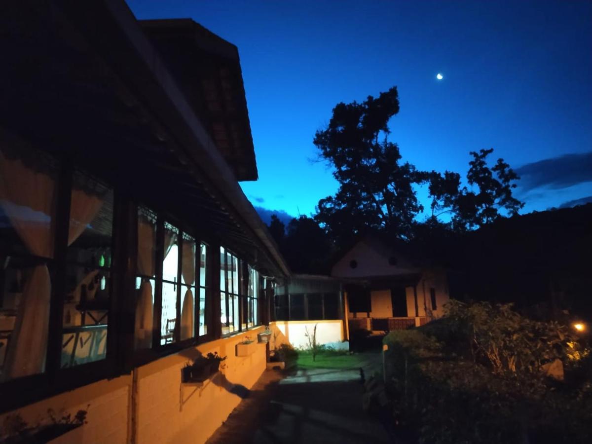 Pousada Taverna Do Golf Teresopolis Exterior photo